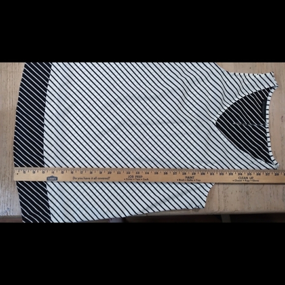 Attention black and white striped sleeveless top - Picture 4 of 6
